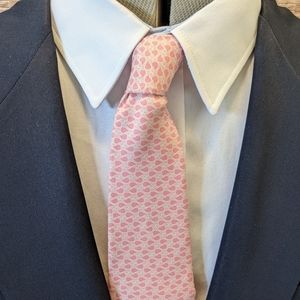 Vineyard Vines pink whale tie